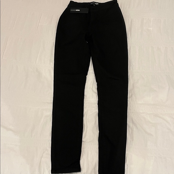 Fashion Nova Classic Black Pants - Picture 3 of 4